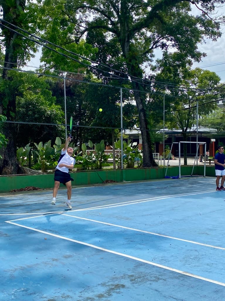 5758 TENNIS CLUB  media 1