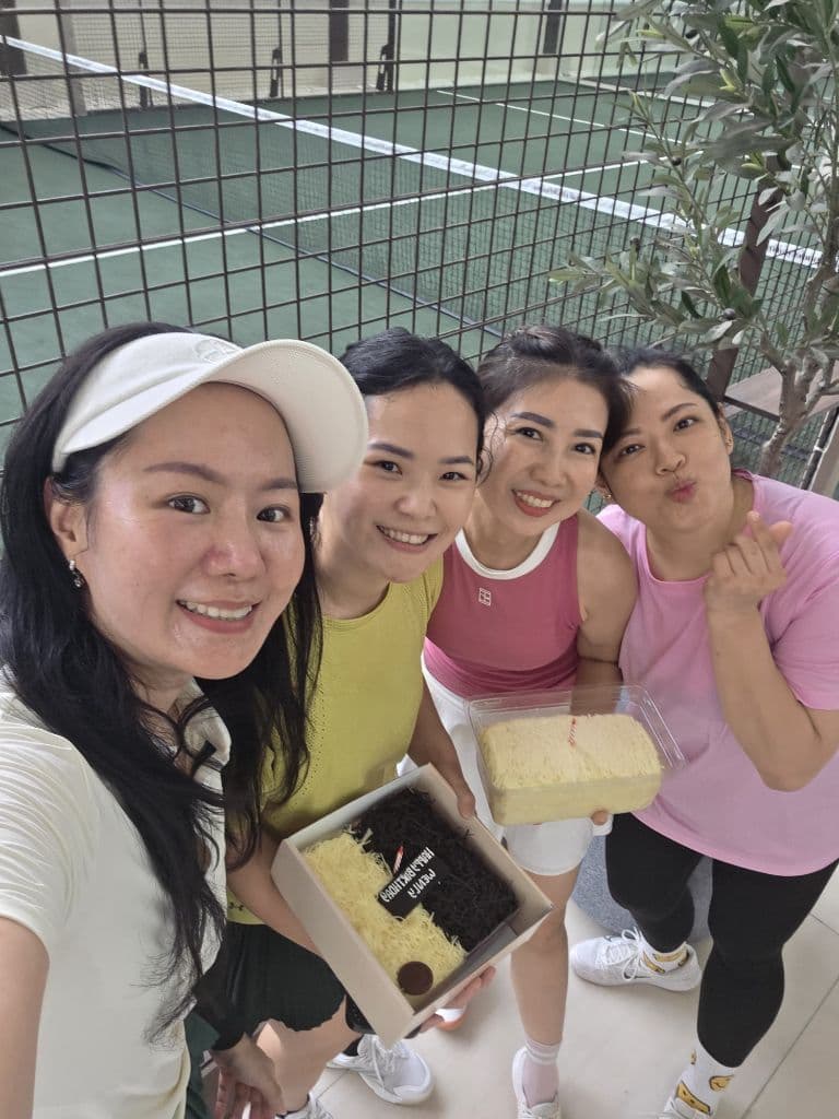 midweek mama's media 6