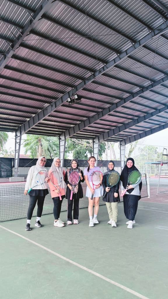 KHAN'S TENNIS media 4