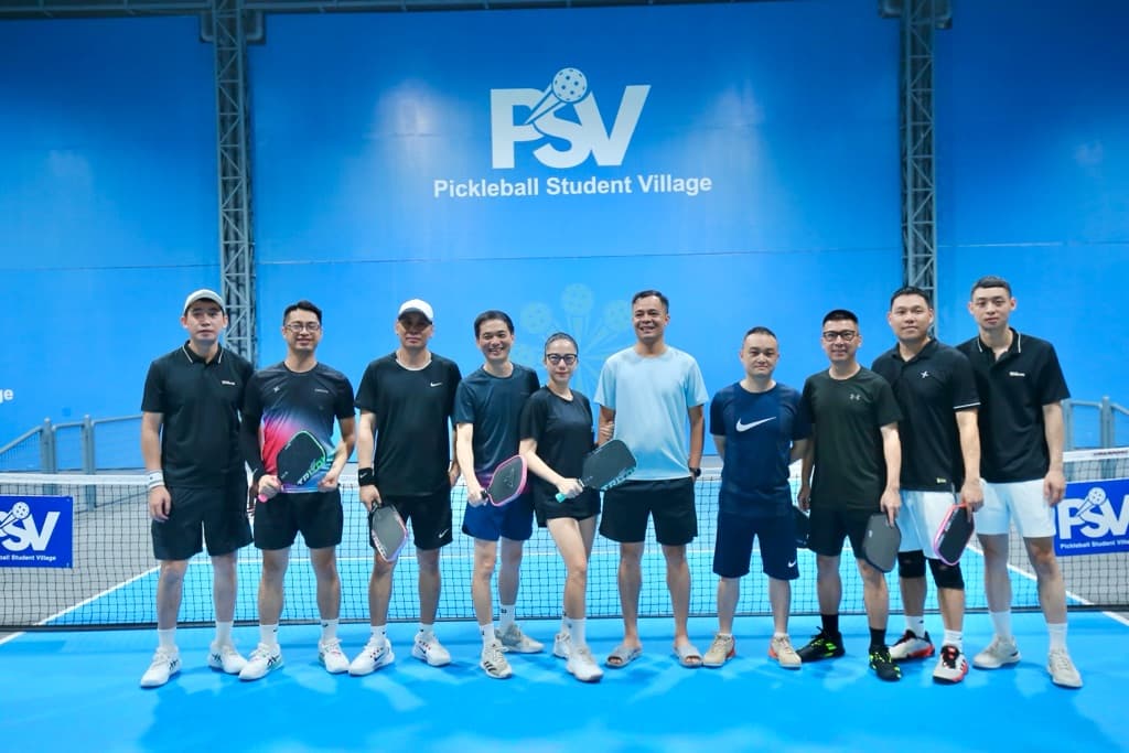 PICKLEBALL Z + CLUB media 1