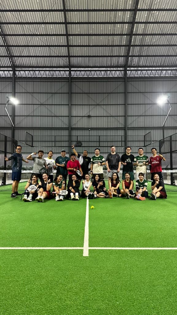 Nyonyah Padel media 4