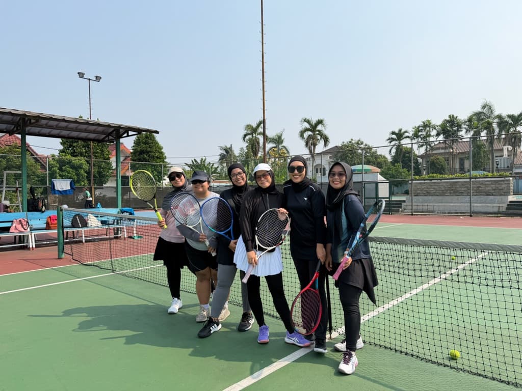 Happy Tennis media 3