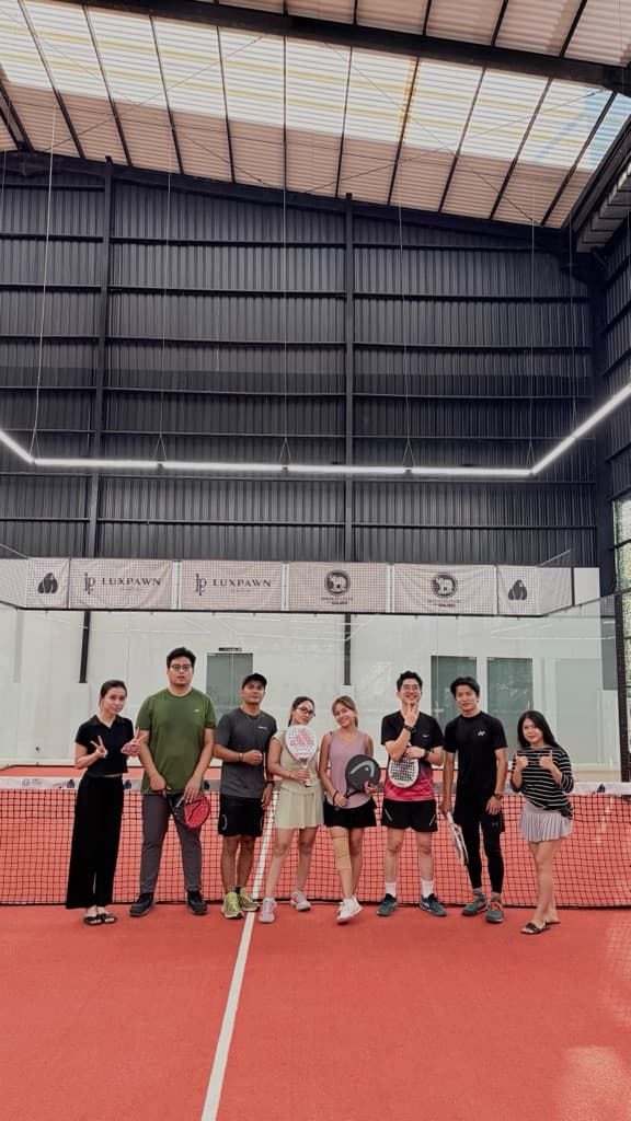 Petal Padel media 1