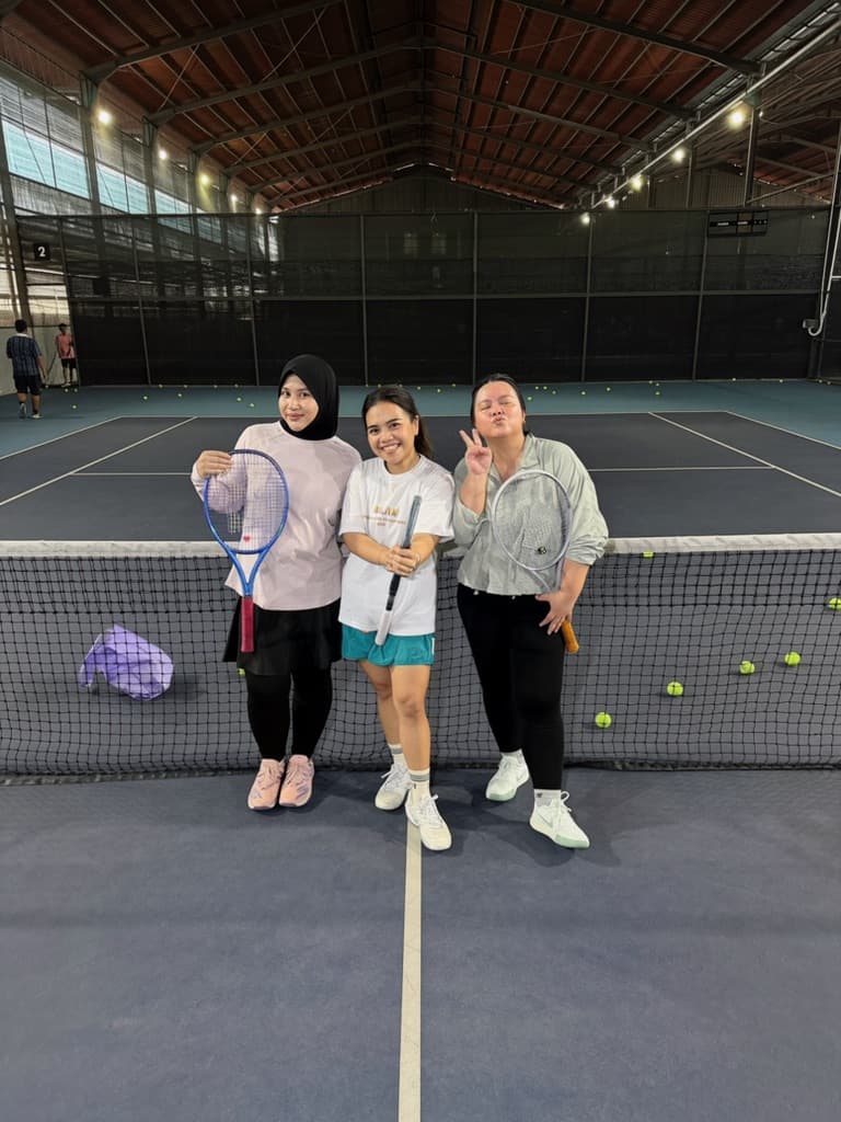 RR TENNIS media 1