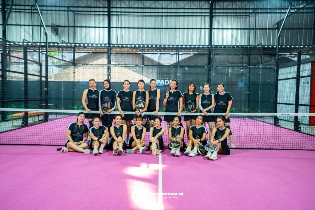 BEE PADEL CLUB media 1