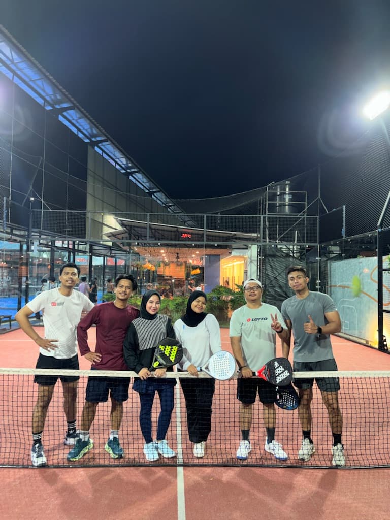 Folk Racquet Club media 4