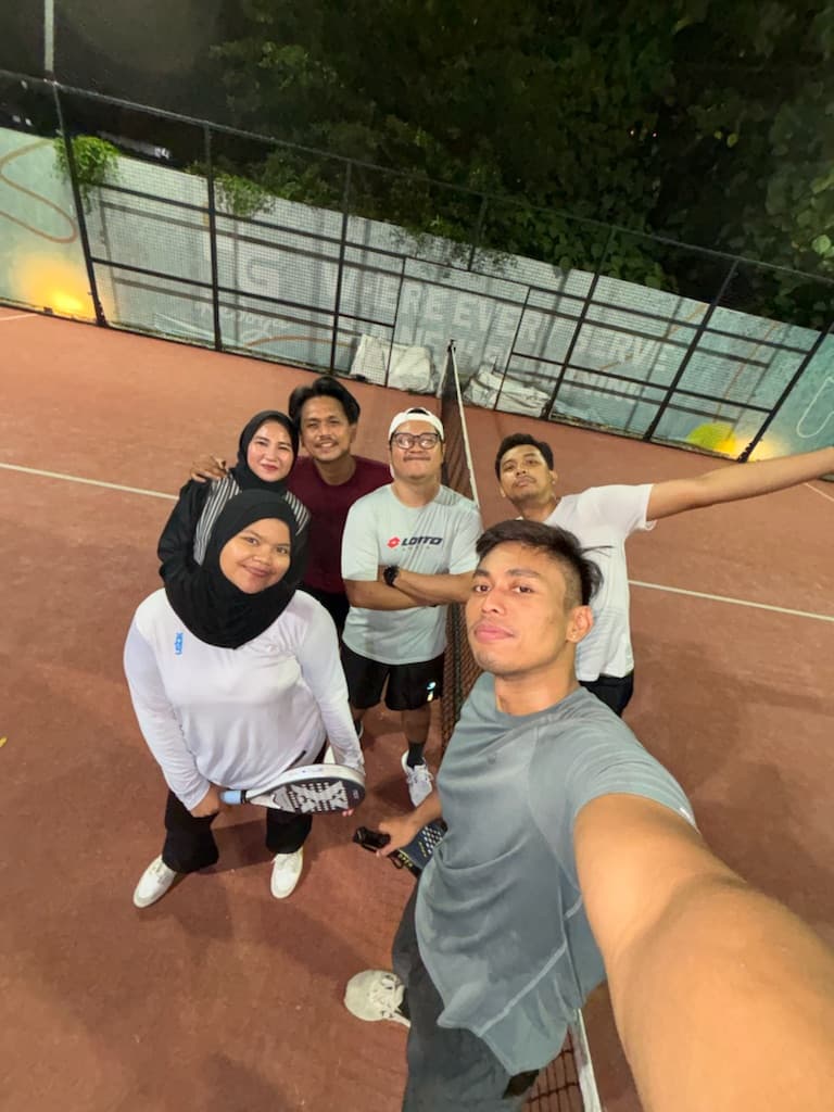 Folk Racquet Club media 3