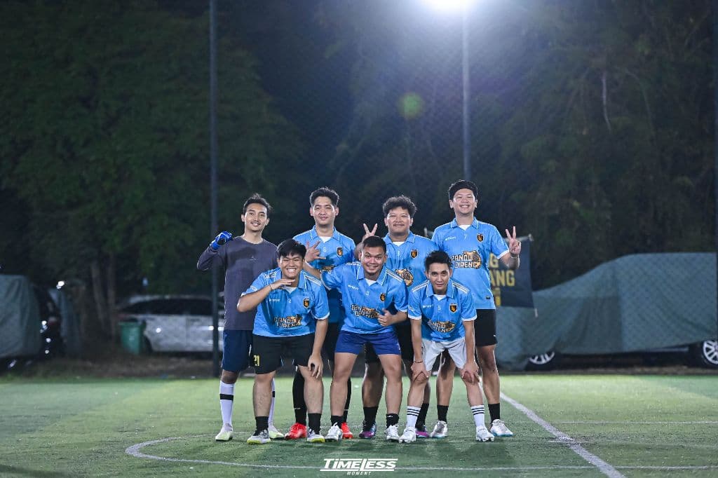 Seneng Nendang Club media 6