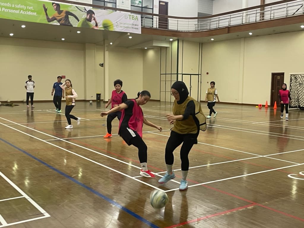 Ladies Futsal media 5