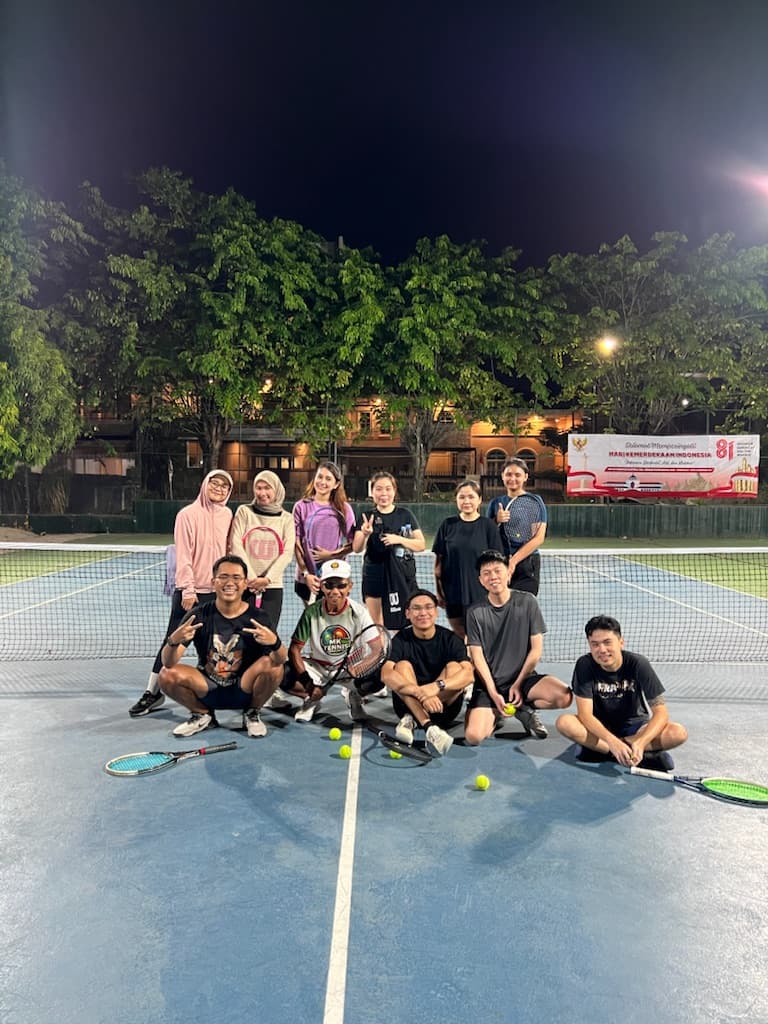 90s Tennis Club media 3