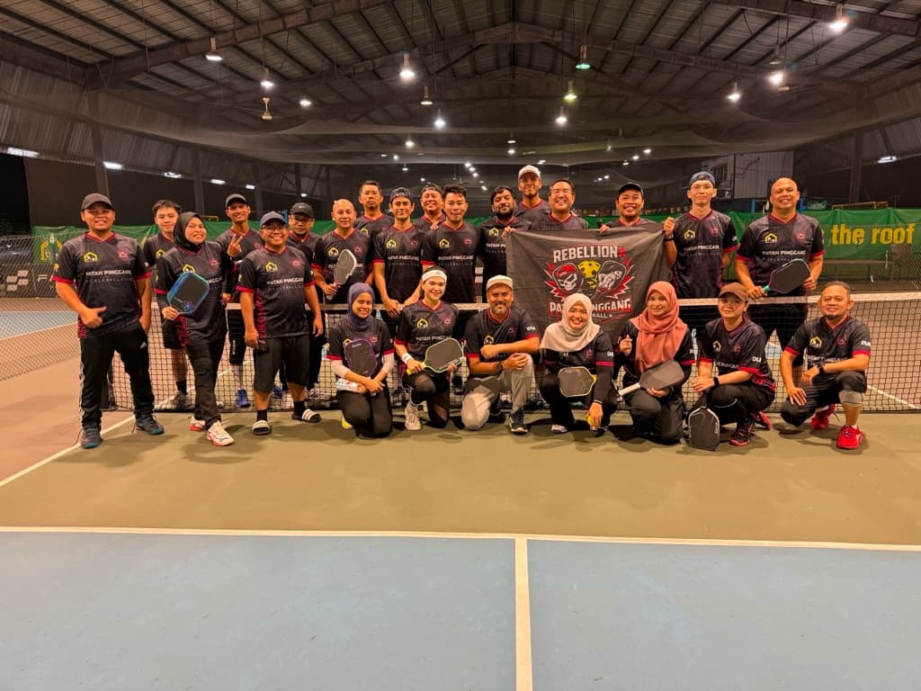 Patah Pinggang x The Roof media 1