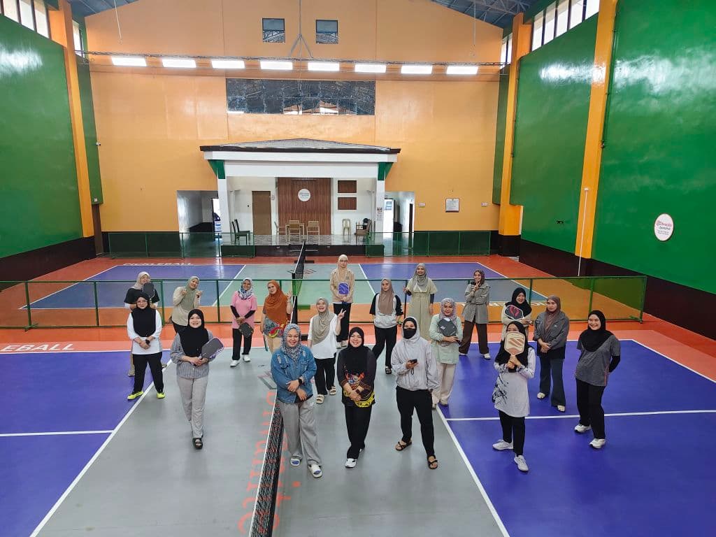 Pickleballers media 3