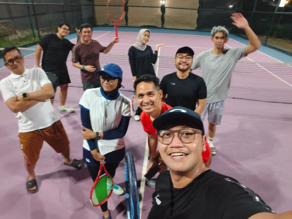 Maju Mundur Tennis media 3