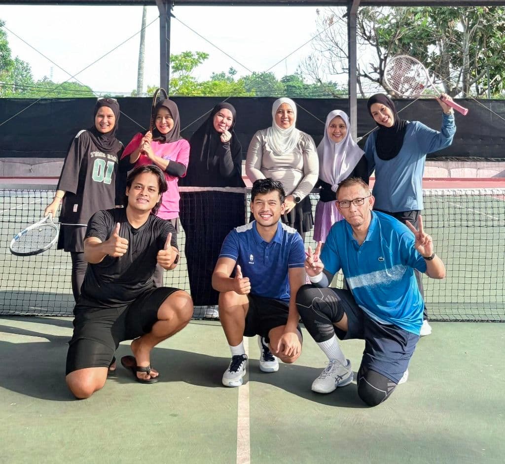 KHAN'S TENNIS media 2