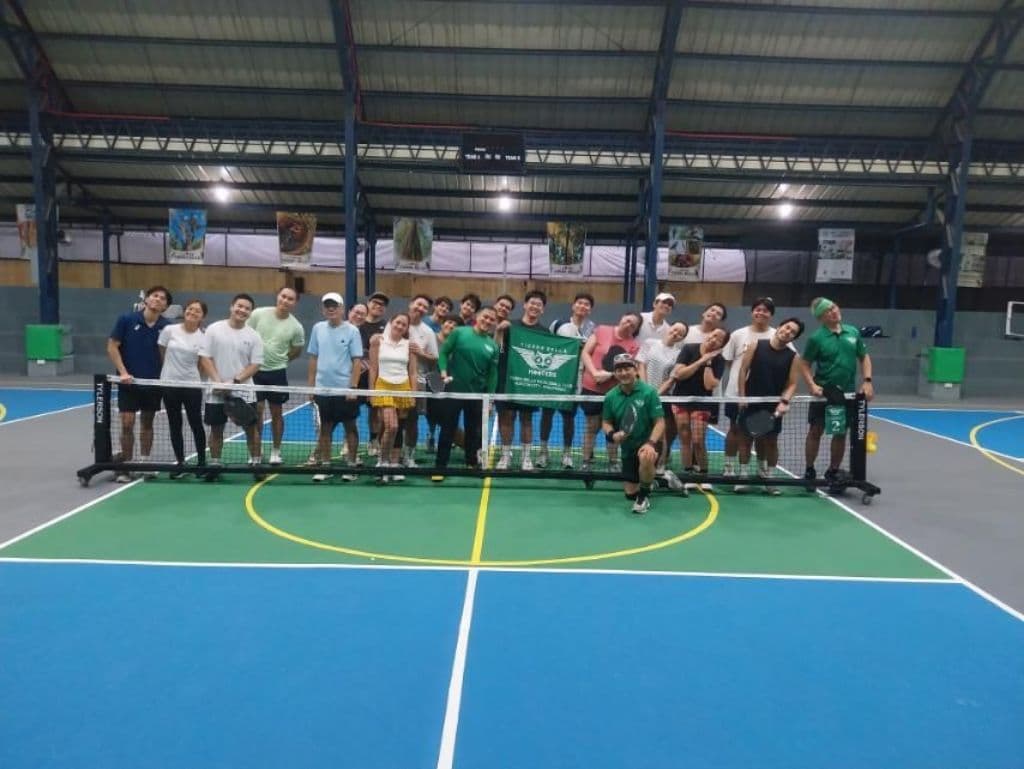 Tierra Bella Hooters Pickleball Club media 1
