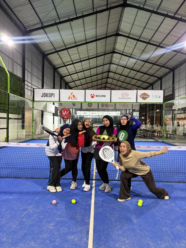 Padel Mom and Dad media 5
