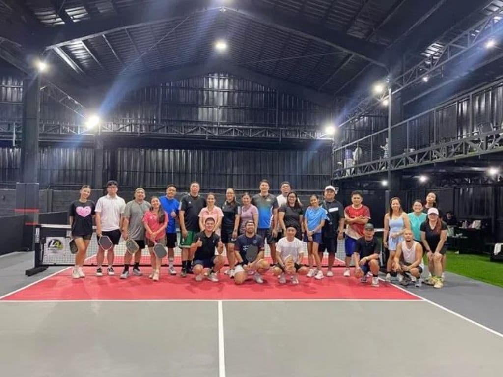 LA LORETOS PICKLEBALL GARAGE media 5