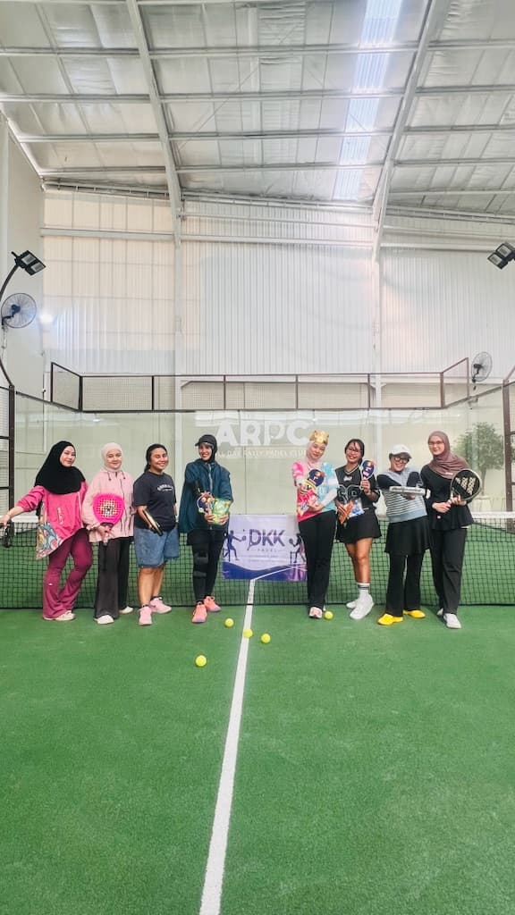 DKK. PADEL media 4