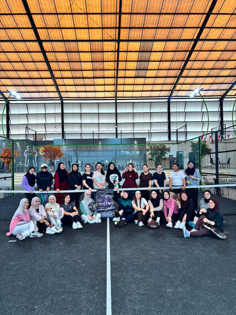 MIV padel squad media 2