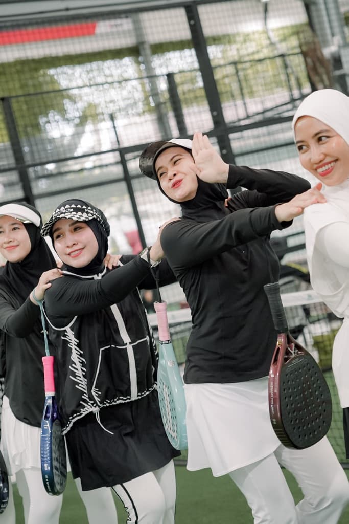 Shine On Padel Club media 1