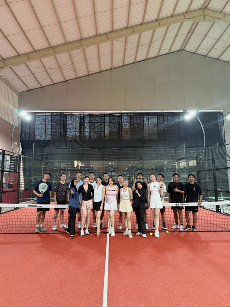 ON COURT BEE’S 🎾✨🍯🐝 media 6