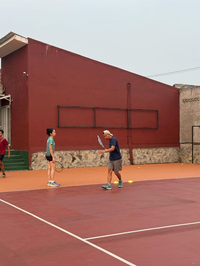 RUANG TENNIS media 2
