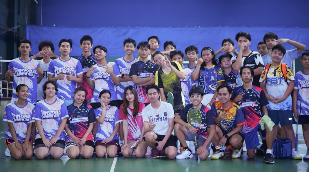 POWERSMASH BADMINTON TEAM media 1