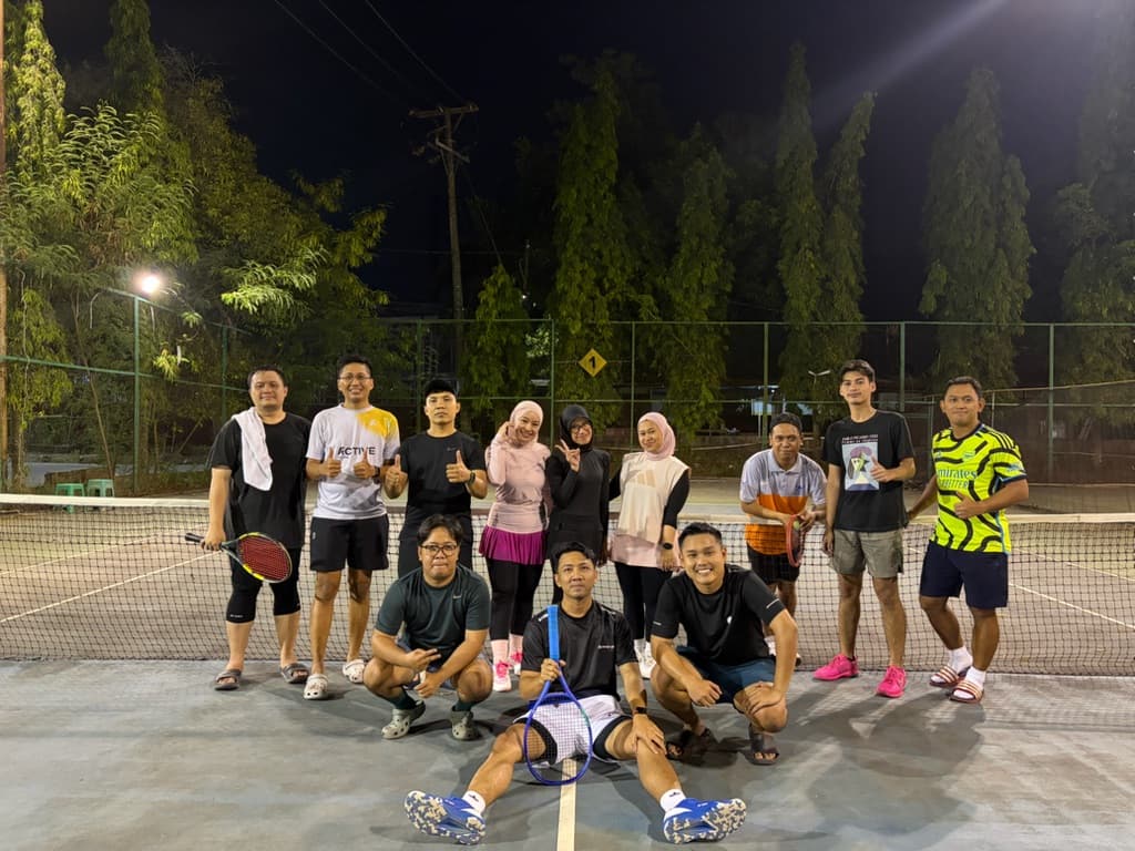 SATNITE TENIS media 1