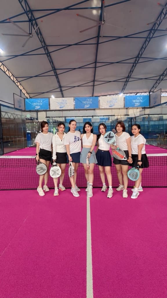 SWEAT Padel Club media 1