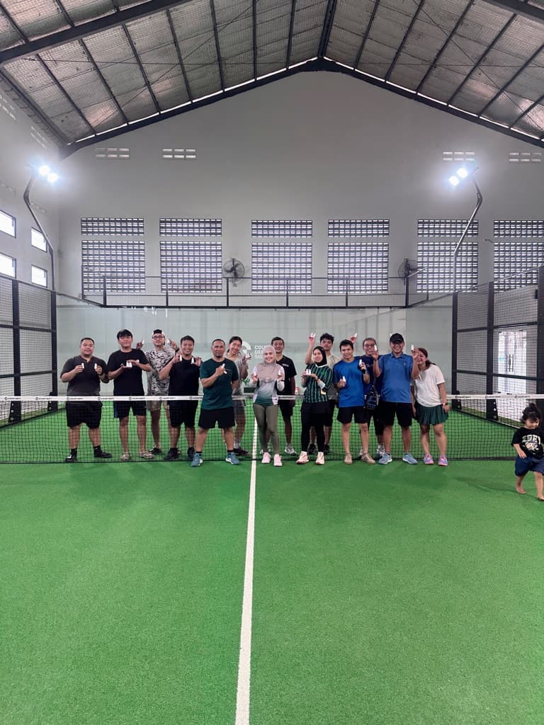 Court Cobain Club media 2