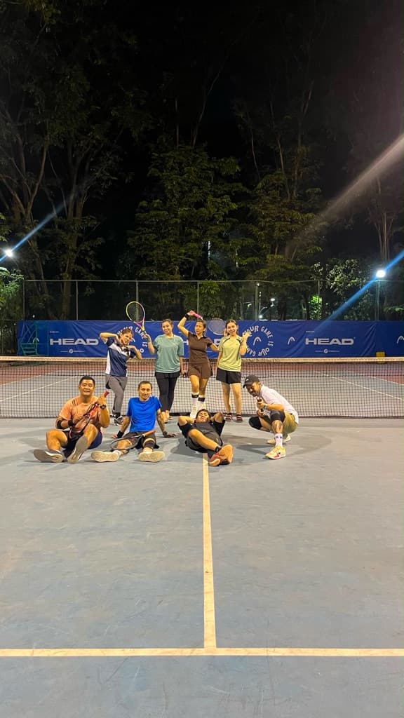 PemNies ( Pemain Tenis ) media 5