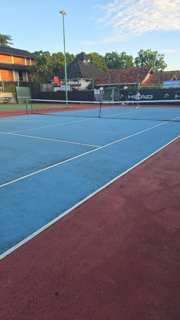 Morning Tennis media 1