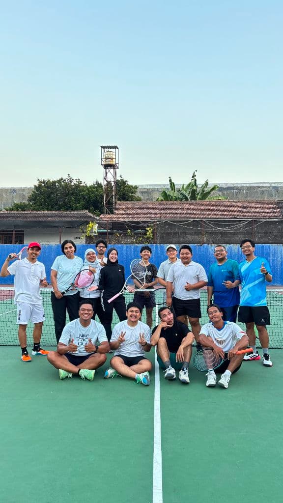 Tahu Bulat Tennis Club media 4