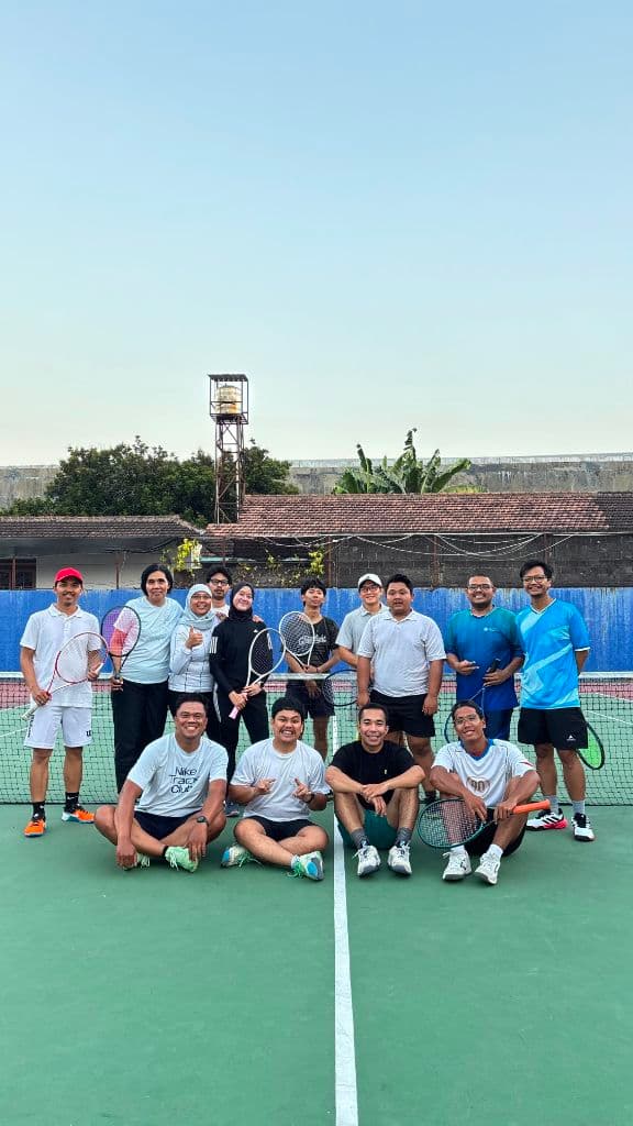 Tahu Bulat Tennis Club media 3