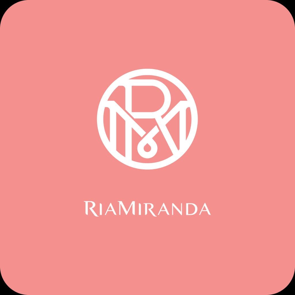 Ria Miranda Jogja Sosiety media 1