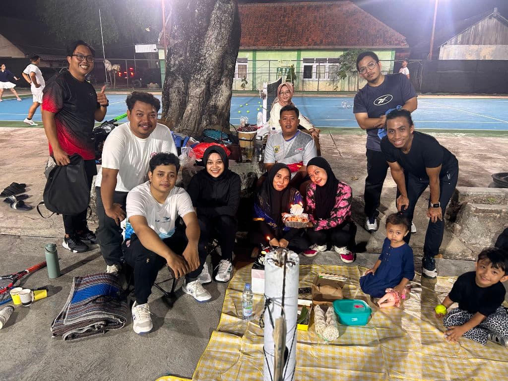 Usan Tennis Squad media 1