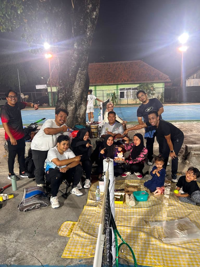 Usan Tennis Squad media 2