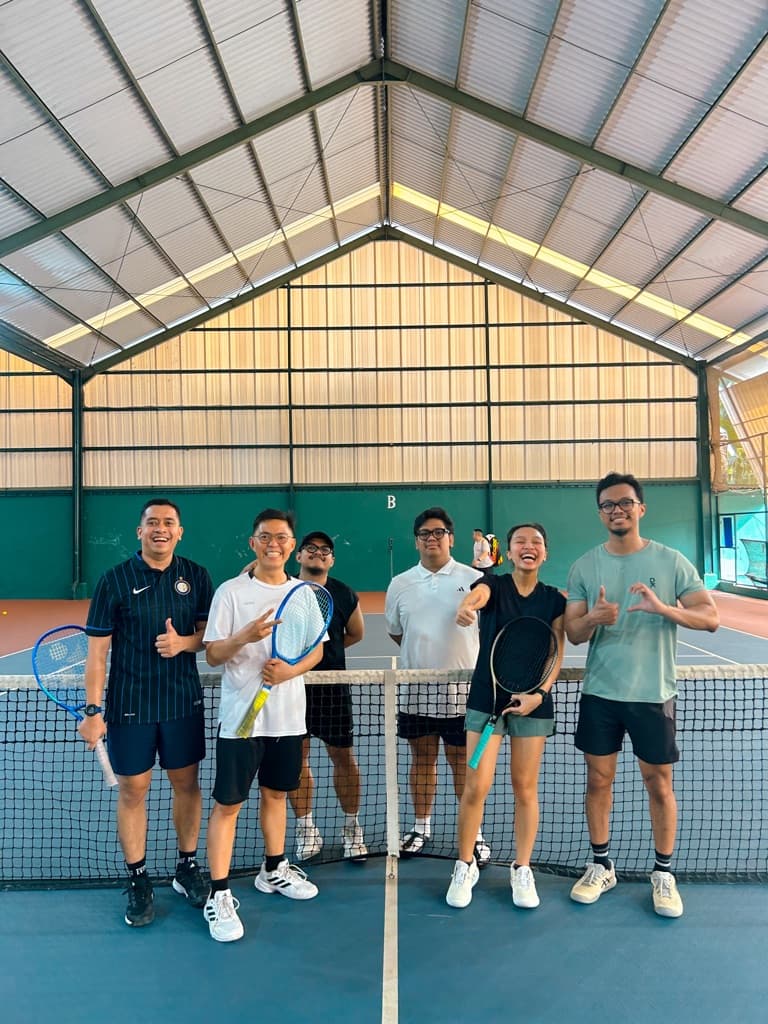 JANGES Tennis media 3