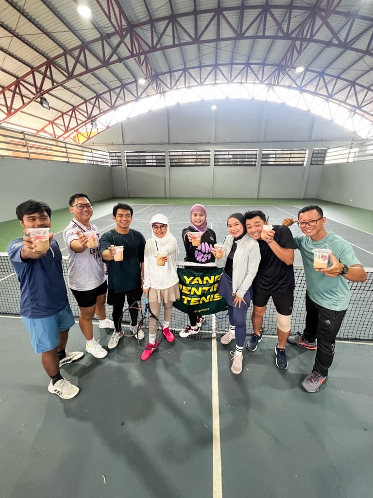 Tetangga Tenis media 2