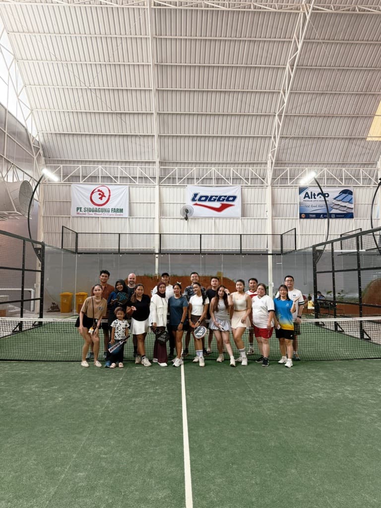 ON COURT BEE’S 🎾✨🍯🐝 media 3