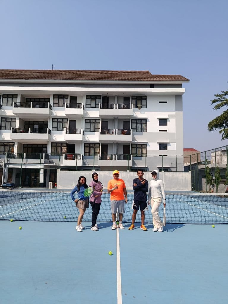 Fans Tennis Club media 2
