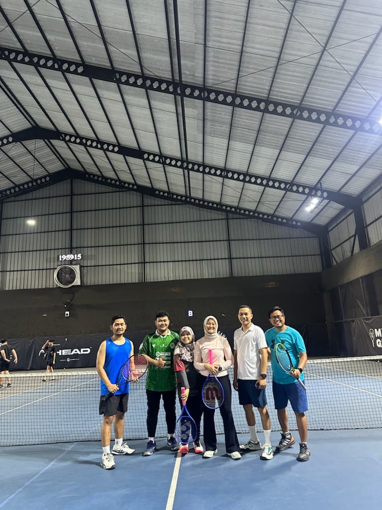 18-20 YOLO TENNIS media 5