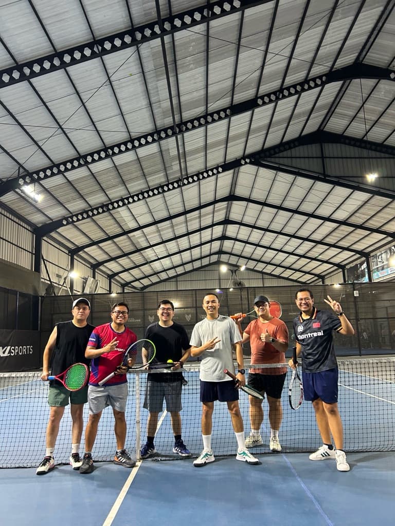 18-20 YOLO TENNIS media 4