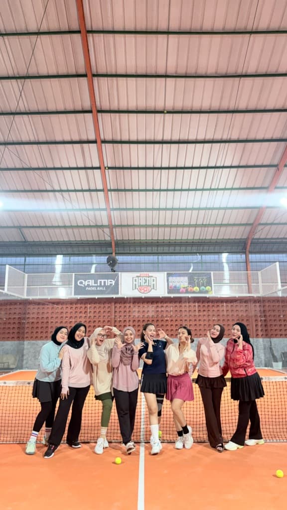 Bisnis Owner Sukabumi Padel Club media 6