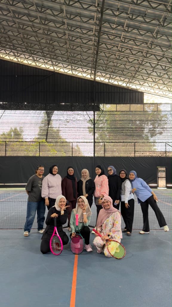 Mama Main - Tennis Squad media 4