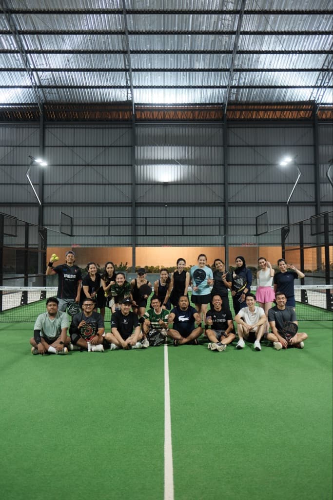 Nyonyah Padel media 3