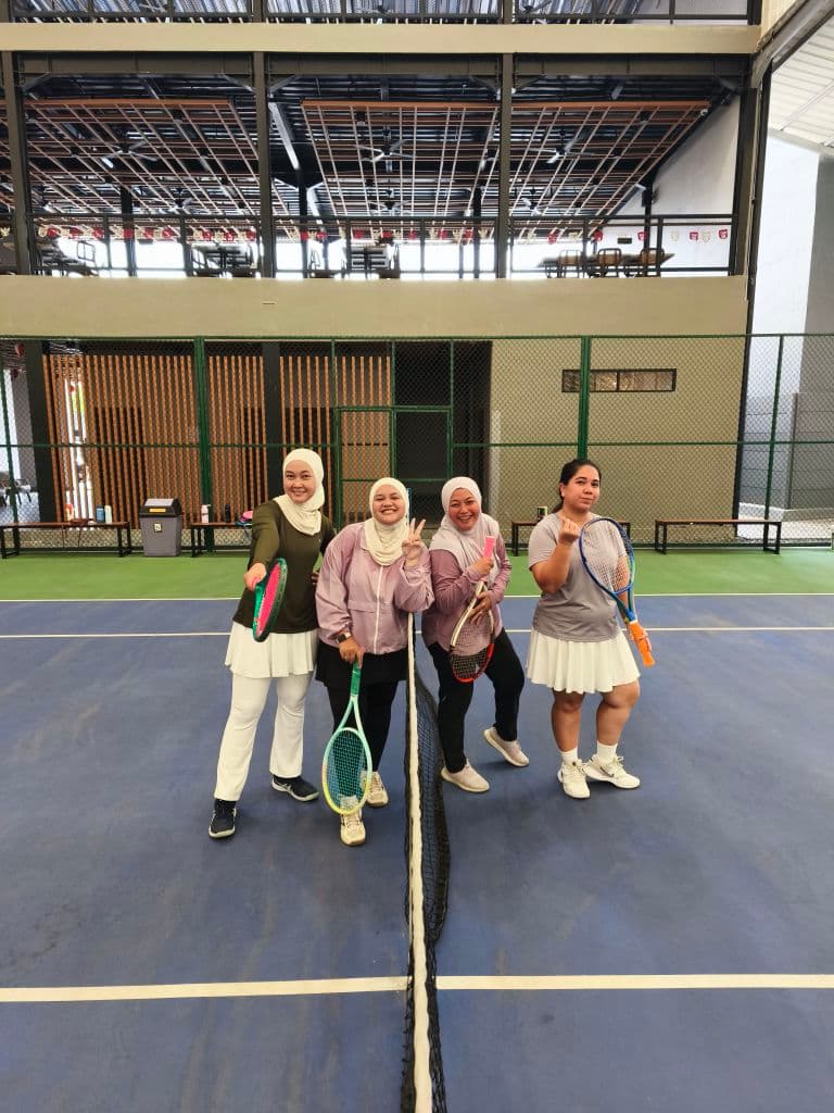 Tennis graha raya media 2