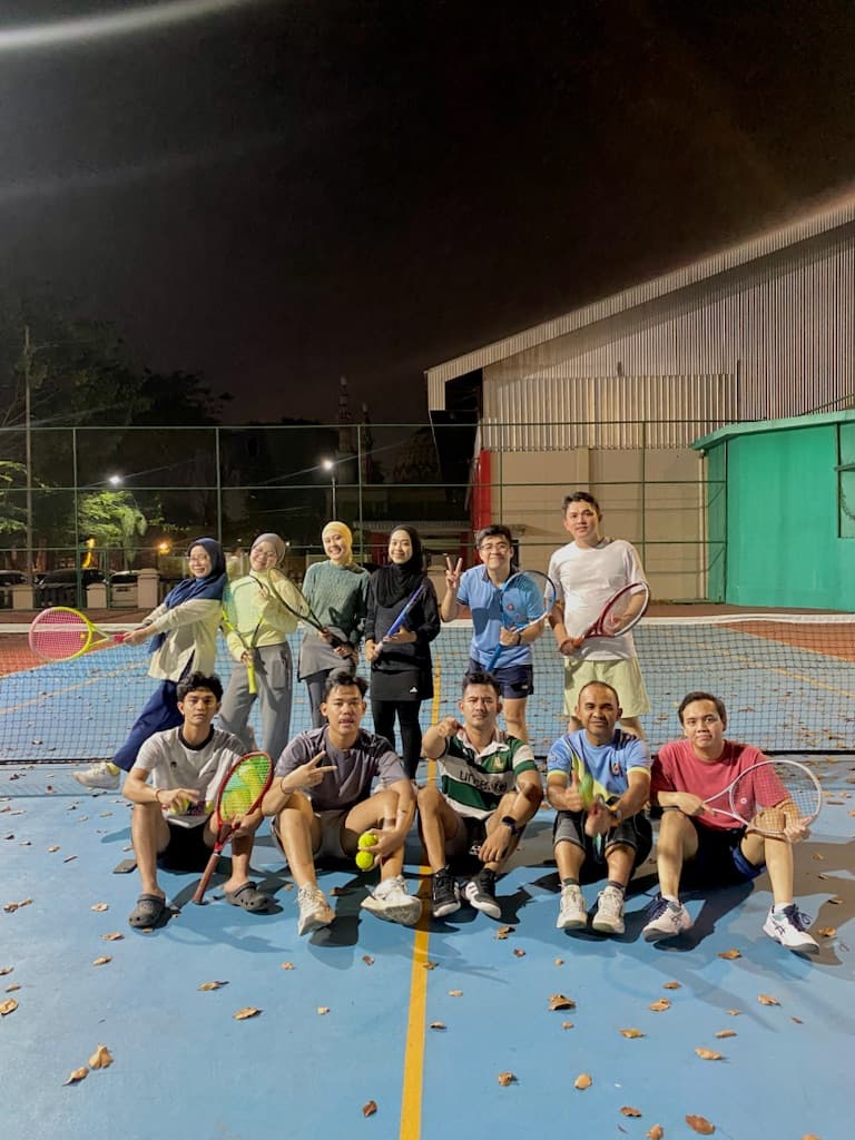AOC (After Office Club) media 6