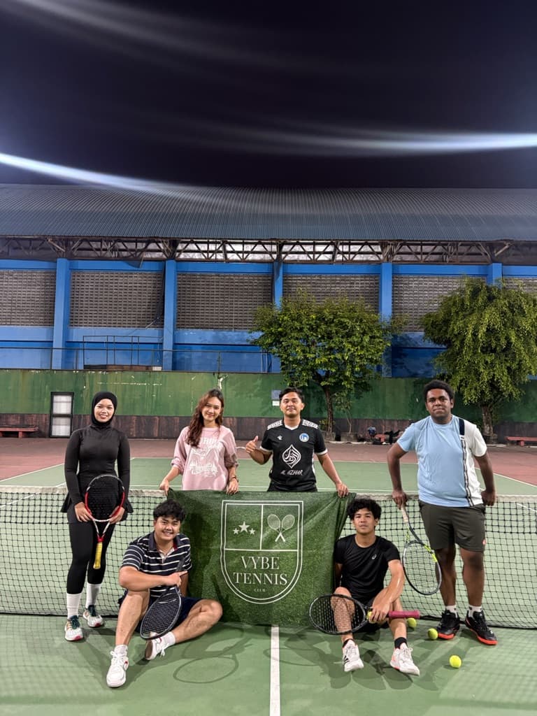 VYBE TENNIS CLUB media 6