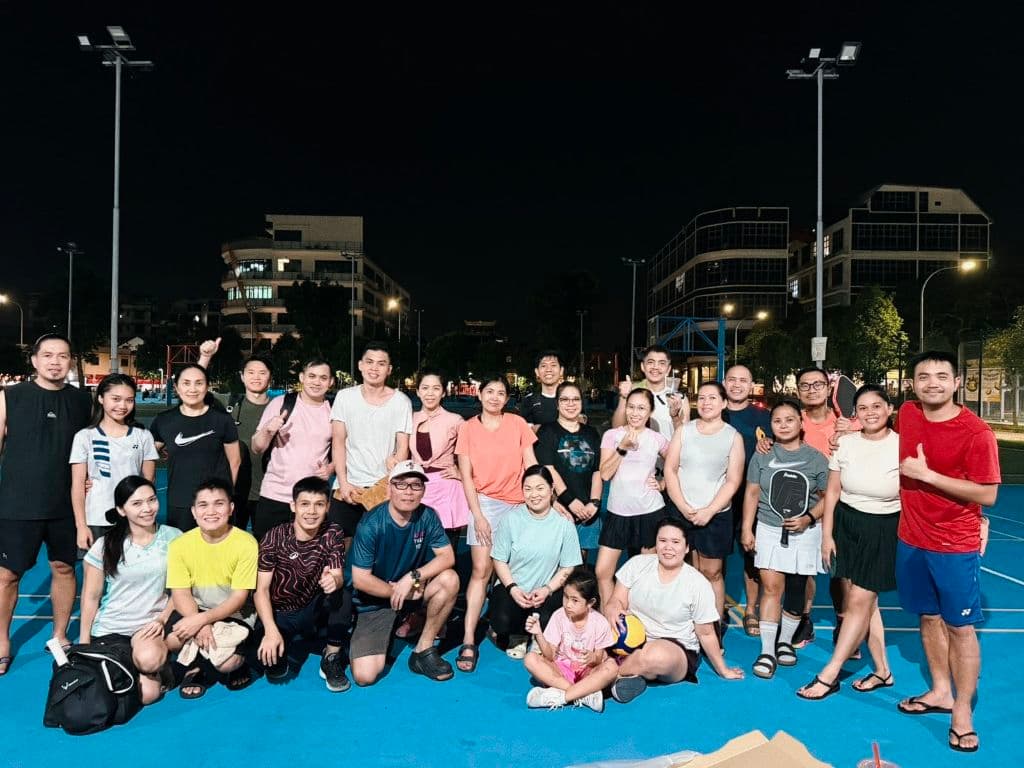 East Pikoleros Crew  media 1